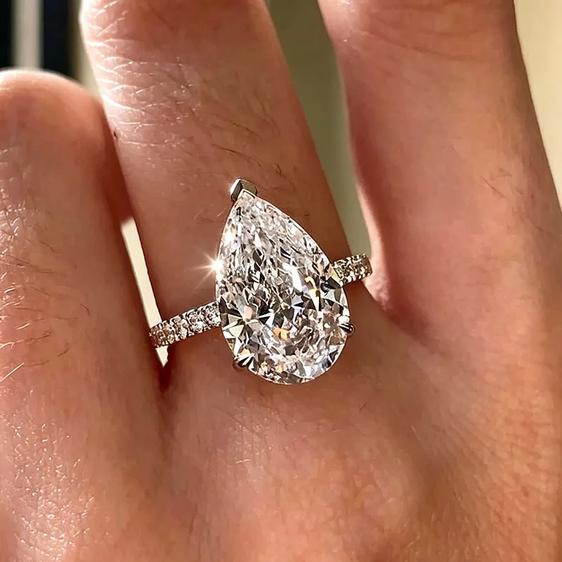 4 Karat Atemberaubender Birnenförmiger Laborgezüchteter Diamant-Verlobungsring DEF VS-VVS IGI-Zertifiziert Massives Platin 950 Luxuriöser Braut-Ehering – Detail 6