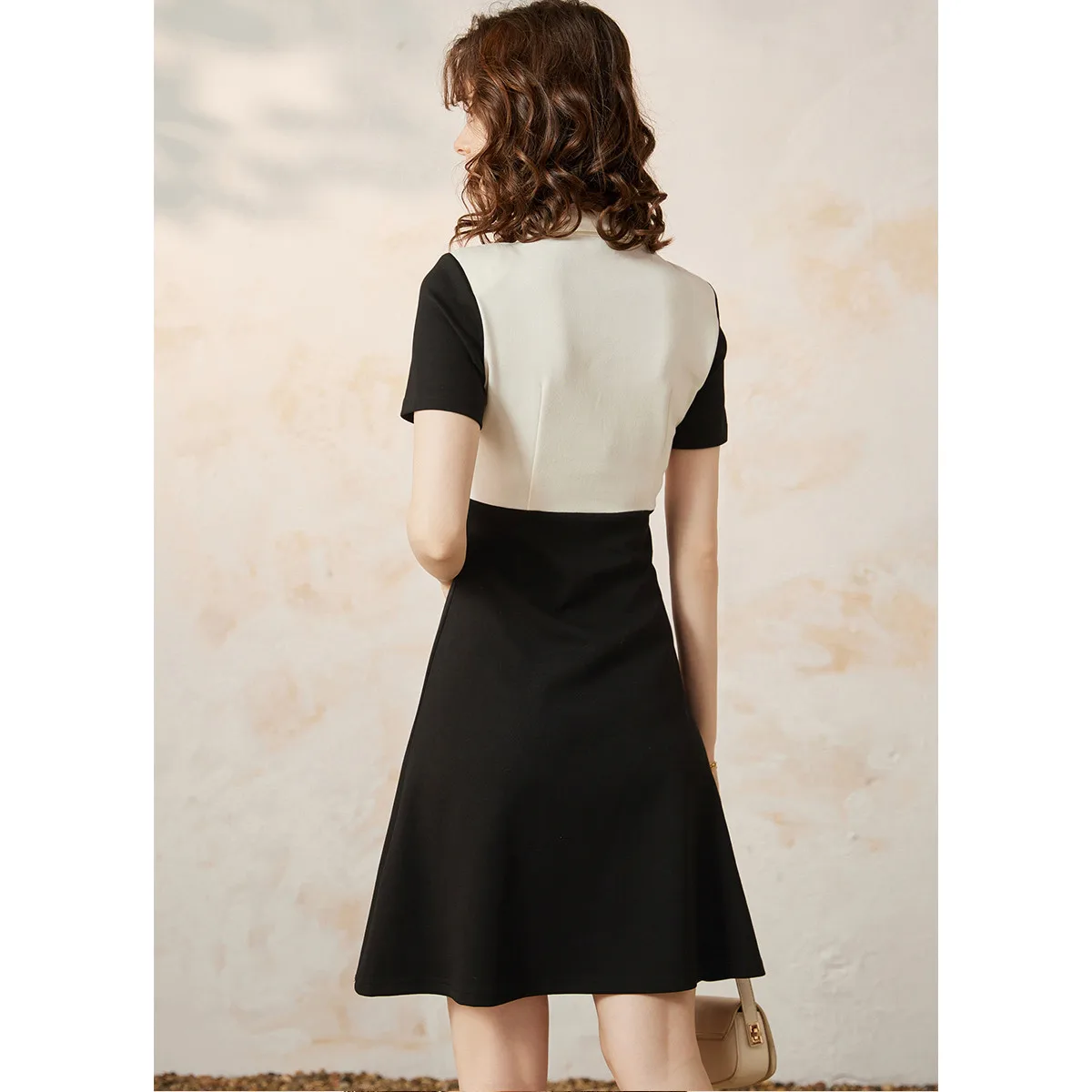 Louis yao anti-envelhecimento cor bloqueando emenda a linha saia 2025 verão moda lapela zíper pulôver manga curta vestido feminino