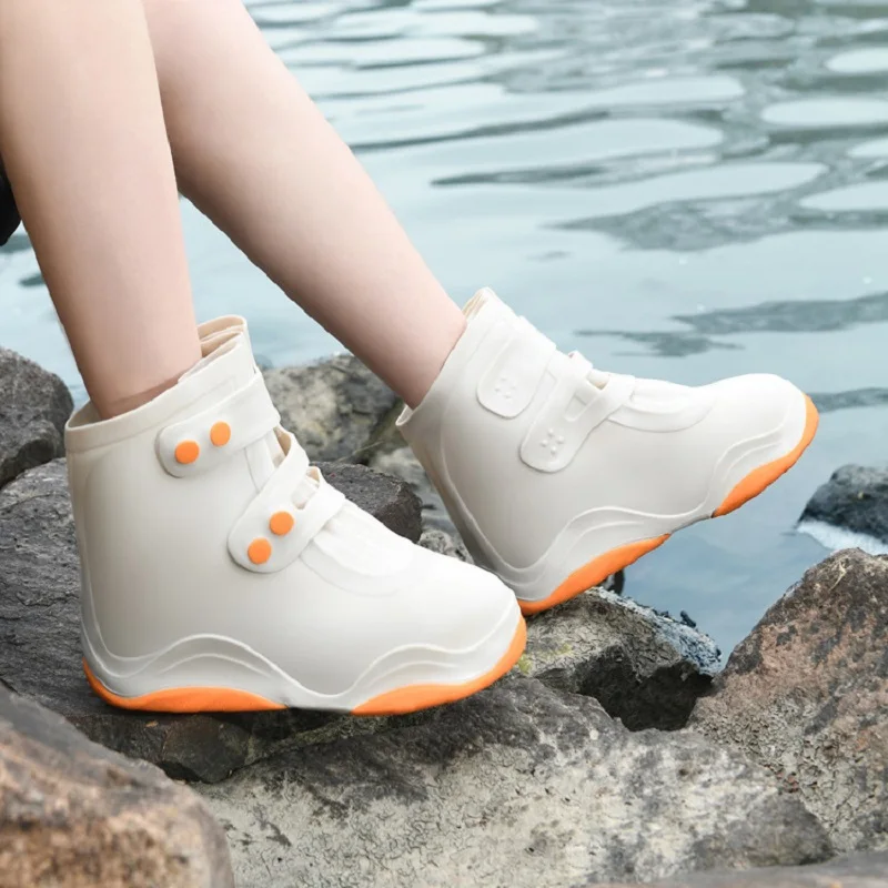 Unisex hohe Galoschen mit Kuhfleckenmuster, wiederverwendbar, mit Kordelzugmanschette, seitlichem Reißverschluss, wasserdicht, rutschfest, Schuhüberzüge für Fahrradfahrten. – Detail 27