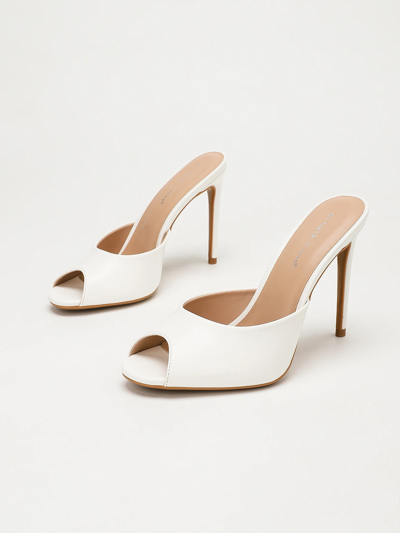 Weiße PU Peeptoe-Slipper für Damen, Stiletto-Absatz, Slip-On-Sandaletten für Hochzeit, Strand und Party – Detail 2