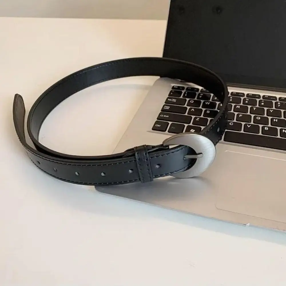 Modieuze designer damesriem Luxe zwarte maan tailleriem PU-leer Casual kleding Jeansriem Streetwear