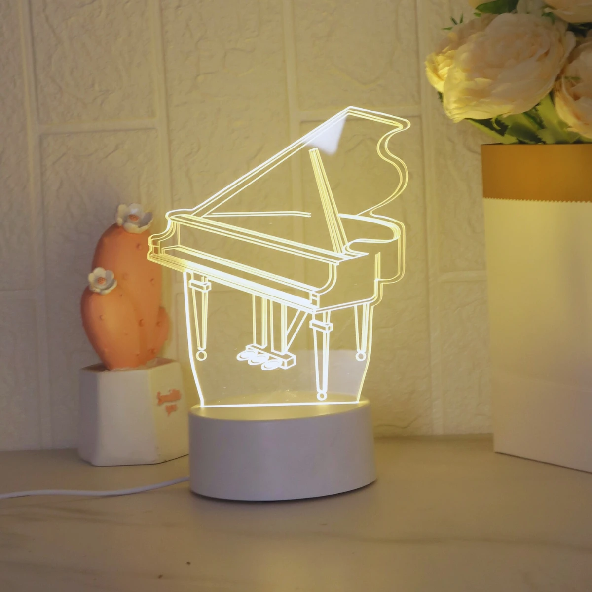 Luz noturna de piano 3D: decorar seu espaço com luz quente monocromática – o presente perfeito para o Natal ou o Halloween