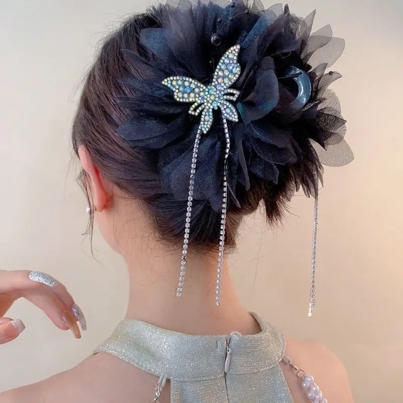 

Female Shark Hair Claws Romantic Butterfly Tassels Fluffy Mesh Flower Party Hair Accessories for Women Hair Clip New Headwear