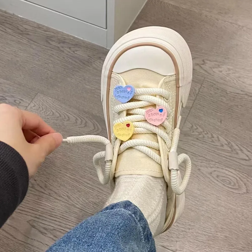 

Новая модная дышащая вулканизированная обувь на платформе, увеличивающая рост, милые туфли на плоской подошве, мягкие нескользящие туфли с круглой головкой, весна-зима