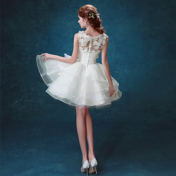 A8155 Weiße Spitze Kurzes Hochzeitskleid Jahrestagung Gastgeber Brautjungfernkleider Mode Mädchen Frauen Kleidung Süßes Erinnerungsballkleid