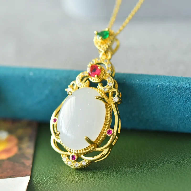 

Copper Inlaid Gold Silk Jade Wealth Rolling Exquisite Jade Pendant