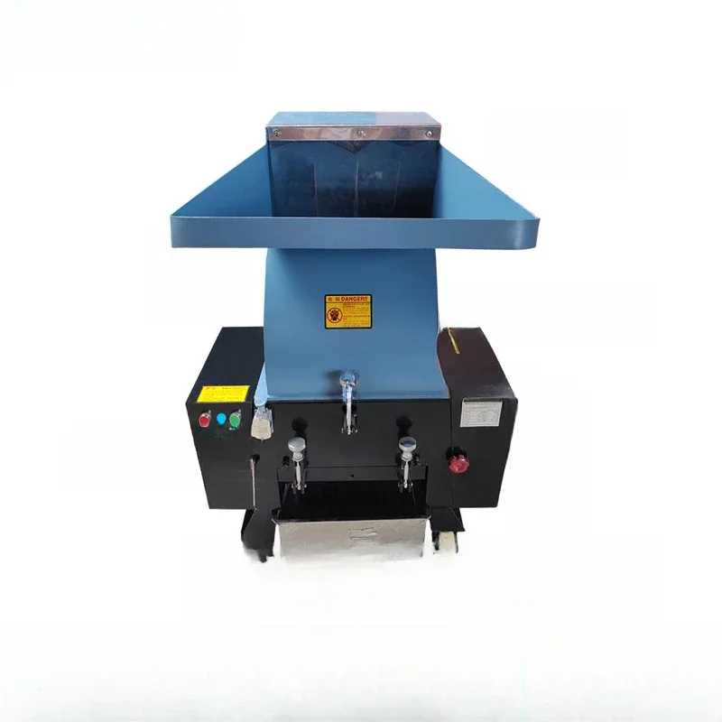 

Plastic crusher, small industrial mineral water bottle medicinal powder machine, crushing and feeding machine