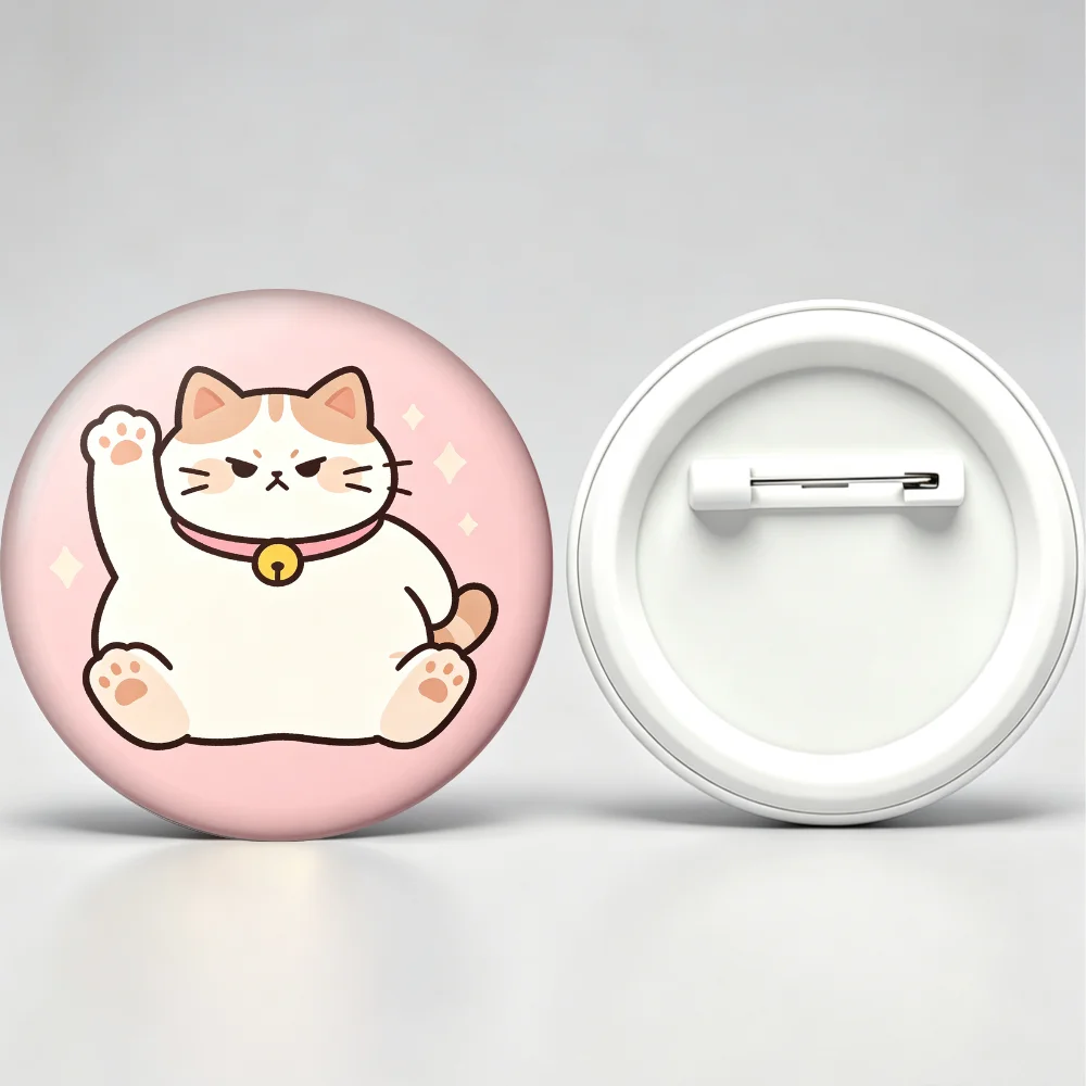 Cartoon Badge, Chubby Waving Cat Art Pin, Round Tin Brooch for Backpack Clothes Decor