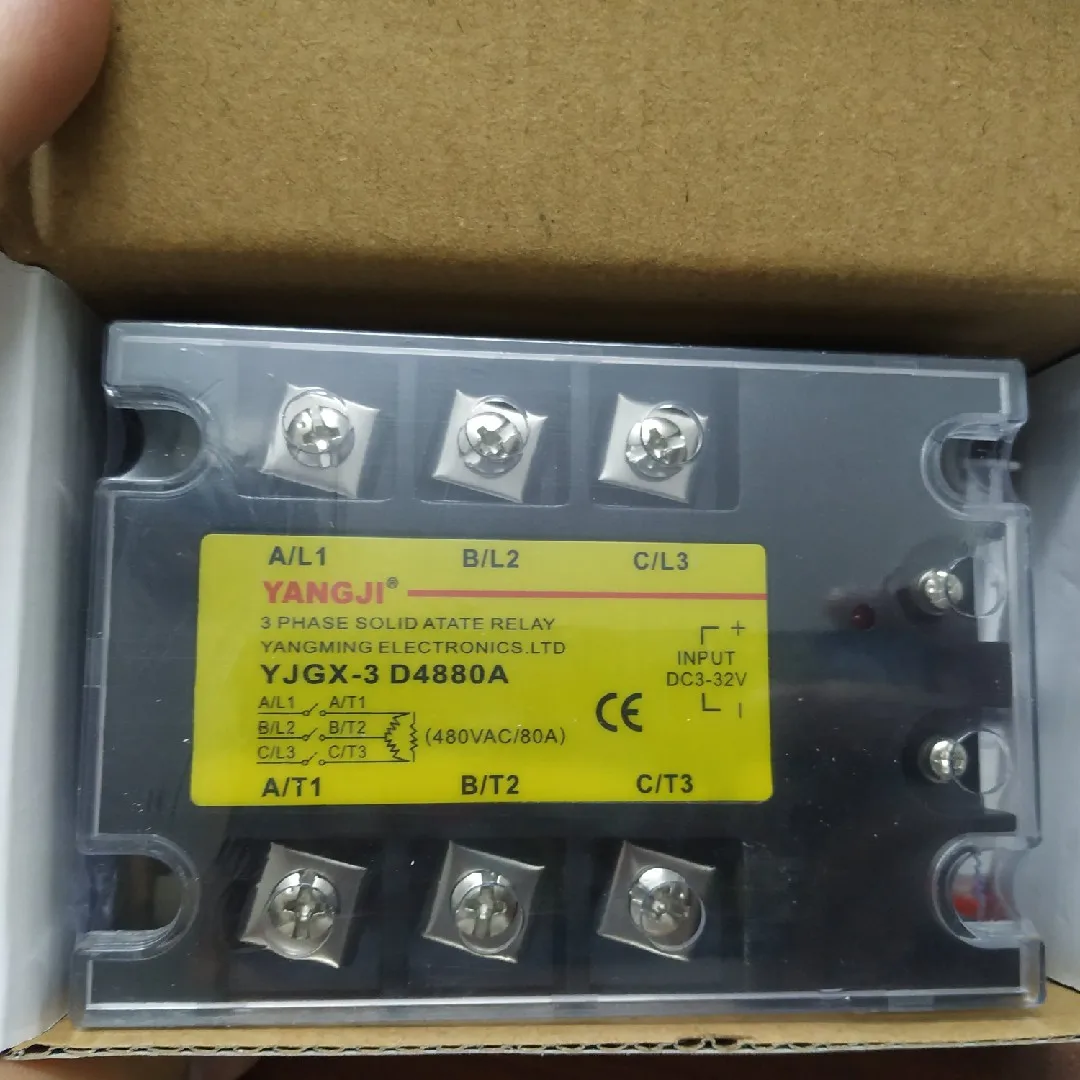 

Реле Ян YANGJI трехфазное твердотельное реле переменного тока YJGX-3 D4880A (80A/480V)