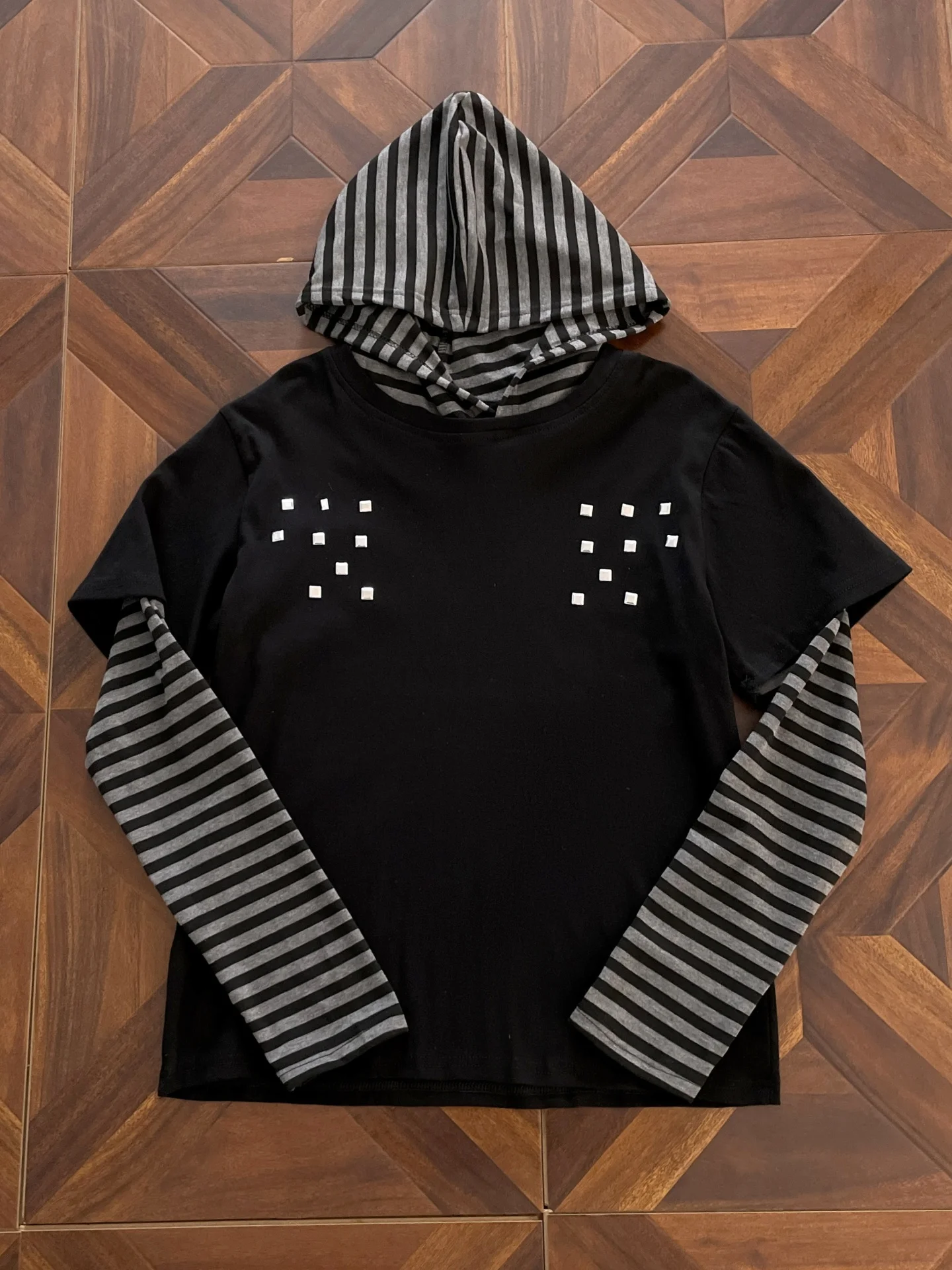 Y2K Subculture Stripe Hooded Long Sleeve T-Shirt Men's High Street Rivet Splicing Color Block Loose Base Layer Sweatshirt