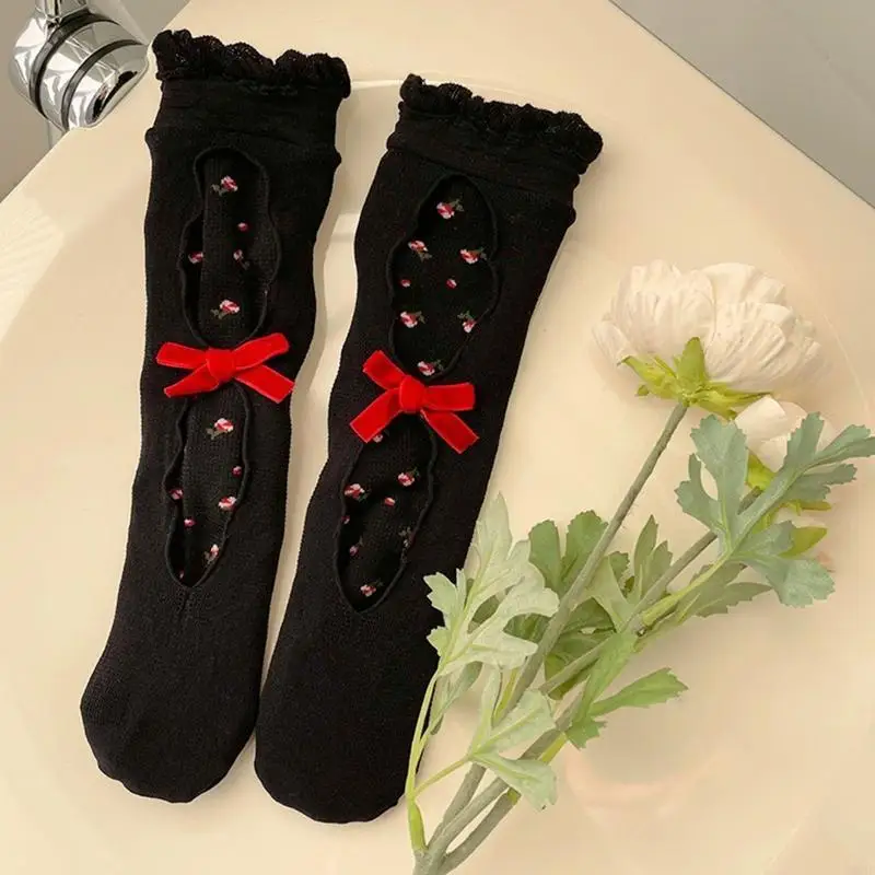 195E damskie plisowane, marszczone wykończenia skarpetki załogi styl japoński Vintage kwiatowy Print Hollow Out siatka