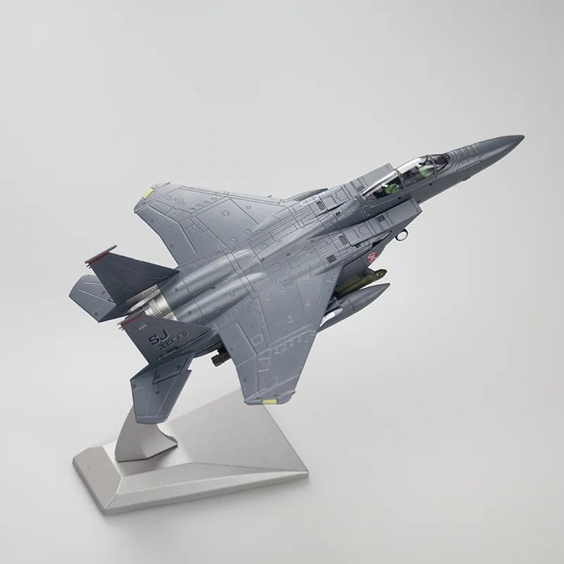 Simulation F15-E Air Force Strike Eagle Fighter 1:100 Alloy Aircraft Model Toy Aircraft Model Finished Ornament