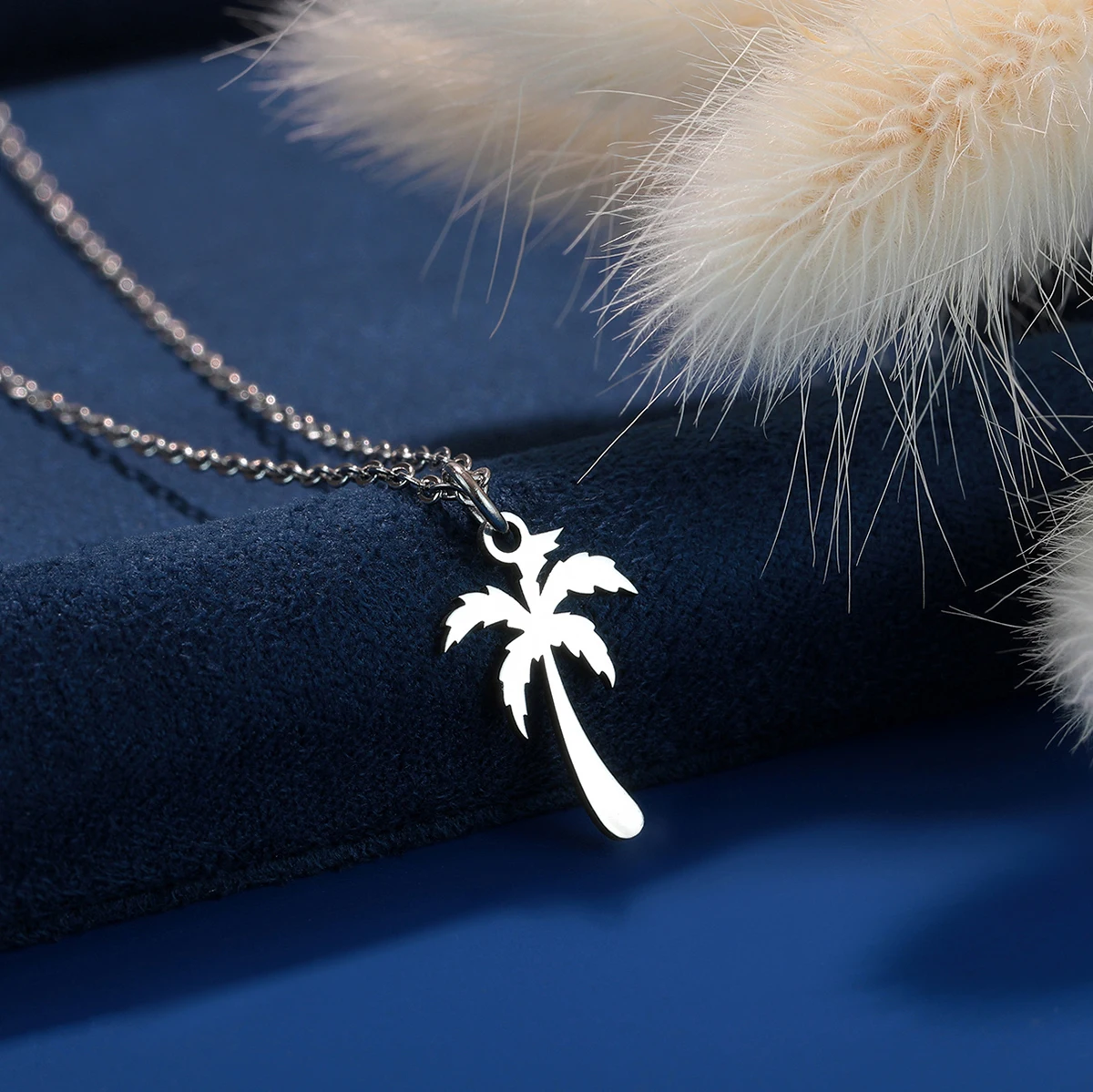 Kinitial Edelstahl-Baum-Halsketten für Frauen, böhmische Kokosnusspalmen-Statement-Halskette, Hawaii-Schmuck im Großhandel