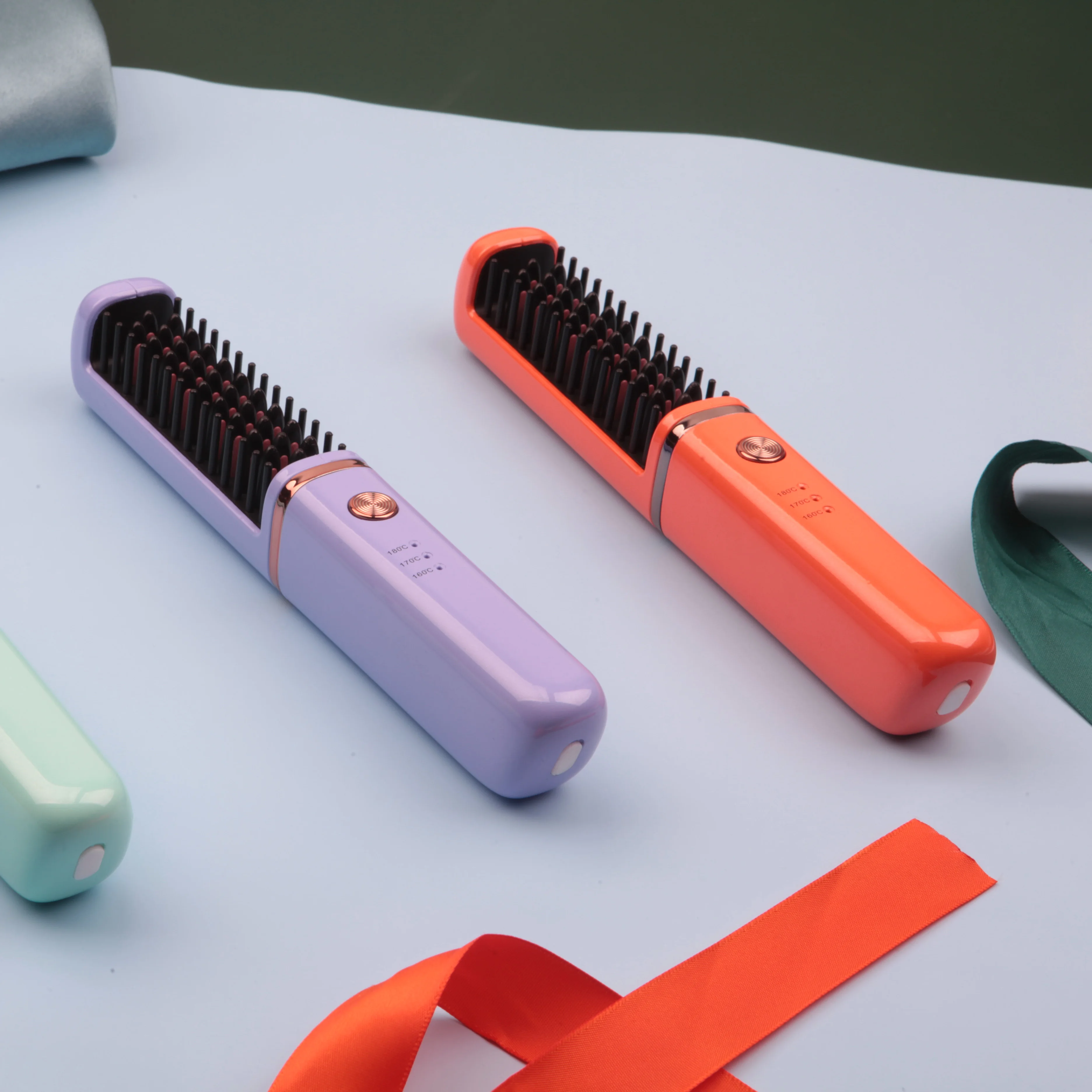 Mini hair comb with three levels of temperature regulation and charging, wireless straight hair comb, dry and wet dual-purpose h