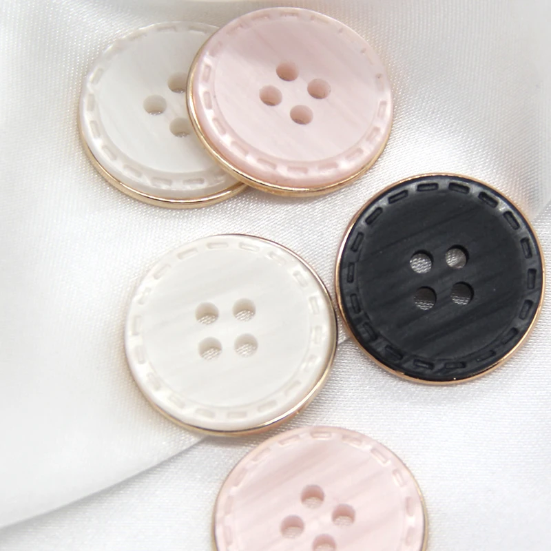 HENGC 18/21/25mm 4 Holes Retro Round Metal Buttons For Clothing Women Coat Blazer Knit Handmade Decorations Sewing Accessories