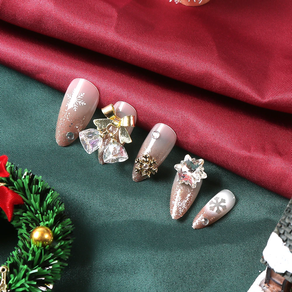 24 個ゴールドスノーフレークベルプレス爪グリッターパウダー冬クリスマスラインストーン偽ネイルチャーム偽ネイルアートマニキュア * &