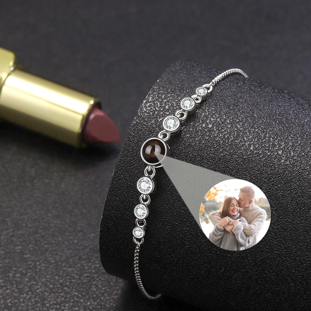 Custom Photo Projection Photo Bracelet for Women Round Pendant Bracelet Lover Personalized Gift Wife Girlfriend Birthday Jewelry