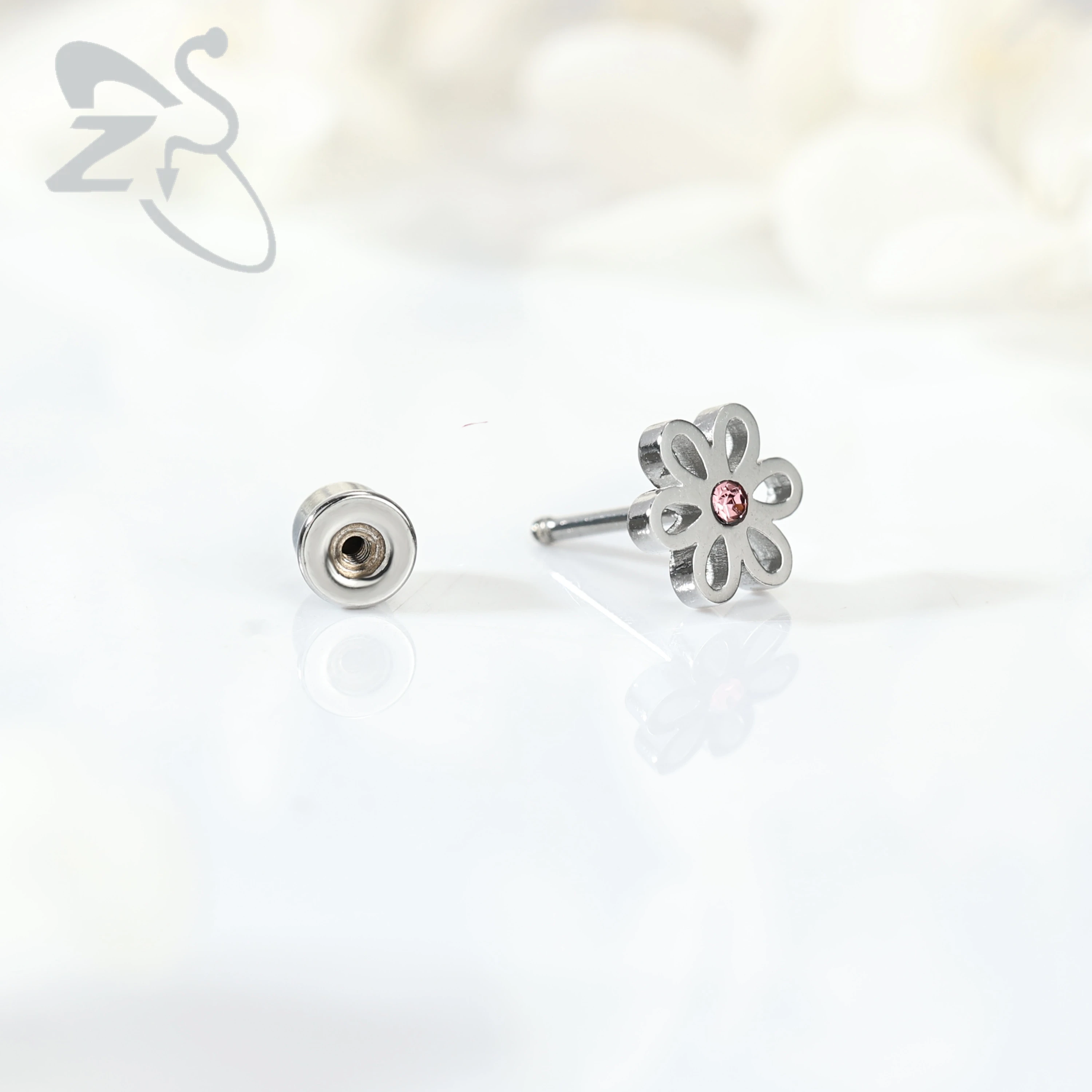 ZS 2pcs/lot Stainless Steel Stud Earring for Women Silver Color Ear Stud Star Moon Heart Simple Ear Helix Cartilage Piercing 20G