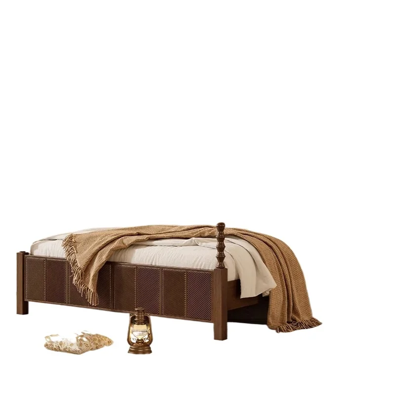 سرير أمريكي سرير من الخشب الصلب، بساطتها الحديثة، سرير مزدوج، سرير فرنسي قديم، جو راقي