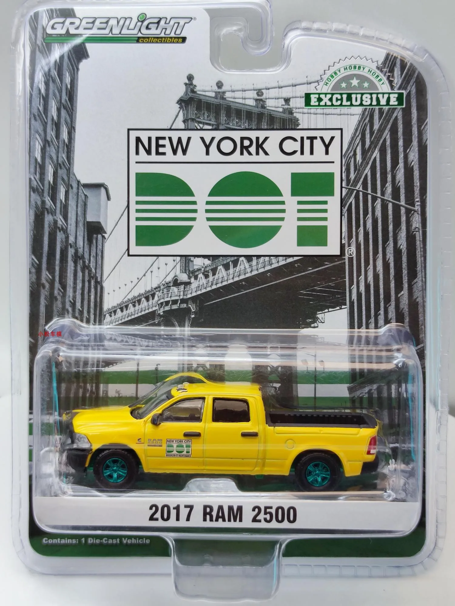 

1:64 2017 Ram 2500 High Simulation Alloy Car Model Collectible Toy Gift Display Ornament