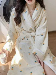 Robes Women Sweet Design Loose Fashion Elegant Korean Style Leisure Pockets Winter Home Retro Thicken Warm Ladies Lounge Wear