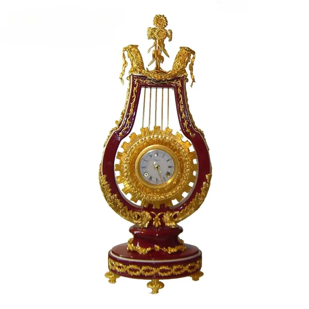 High-end Suitable for Villa Home Use French Ceramic Craftwork with Copper Decoration Light Luxury Tabletop Clock for Living Room