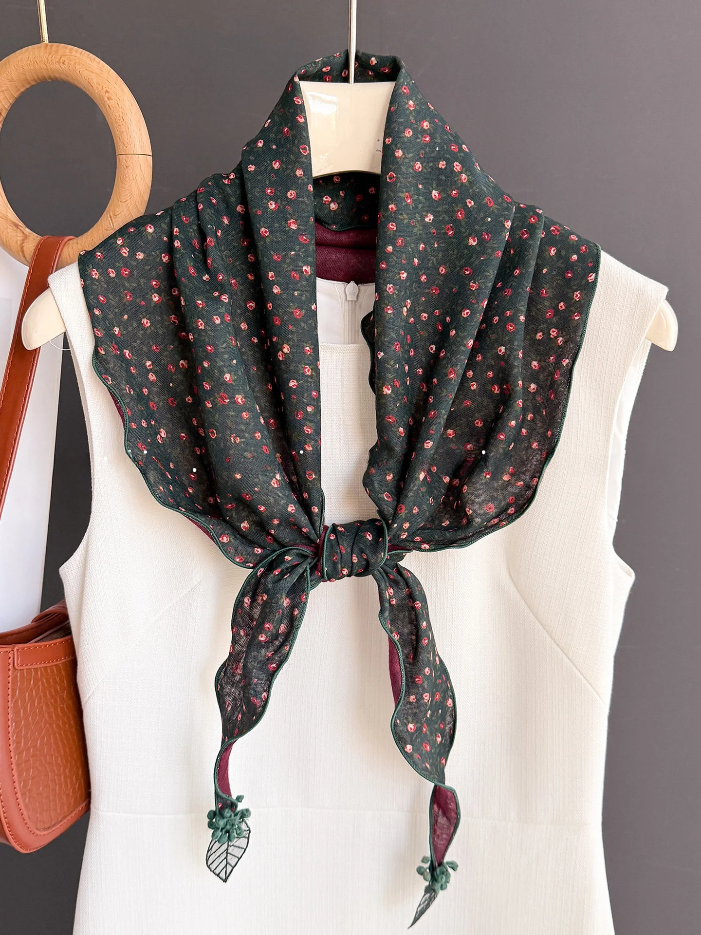 lenco-de-seda-artistico-pequeno-feminino-para-protecao-do-pescoco-e-cabeca-bandana-fina-multifuncional-com-estampa-floral