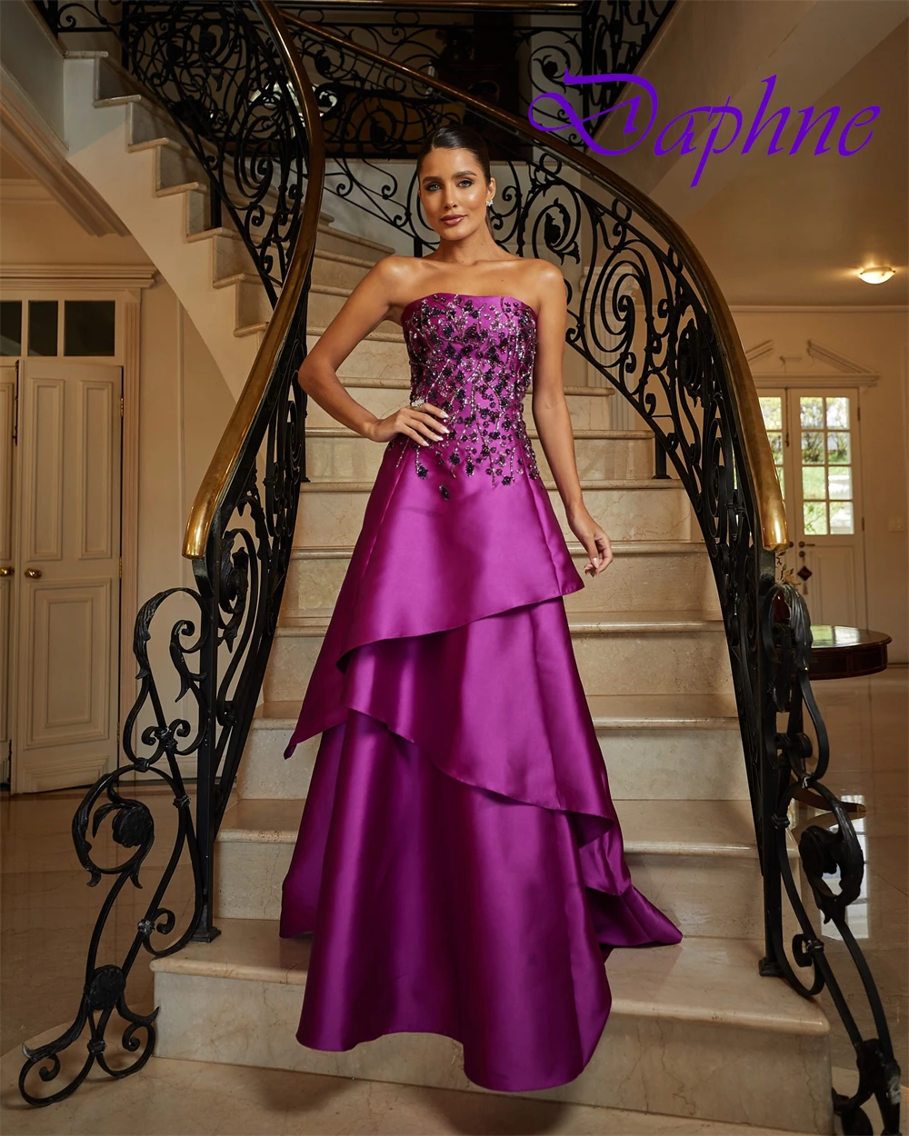 ที่กําหนดเองหรูหราซาตินชุดราตรีประดับด้วยลูกปัดดอกไม้พรหมชุดหรูหรากวาดรถไฟชุดพิเศษ