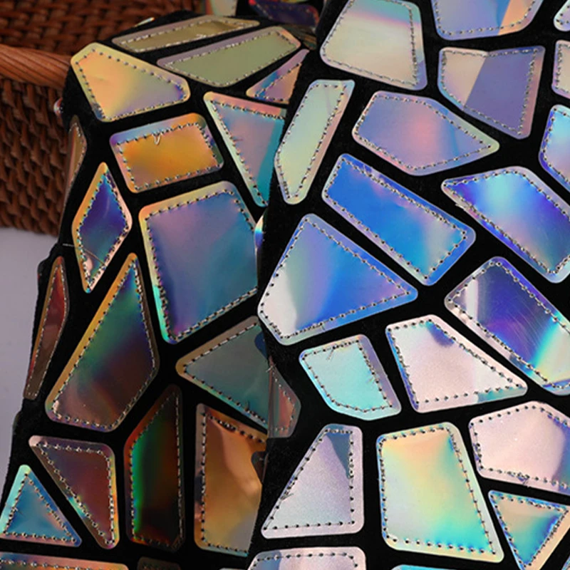 Tela de lentejuelas láser con patrón geométrico, Material de terciopelo de poliéster, ilusión de cuero con espejo para ropa, fondo, ropa de diseñador
