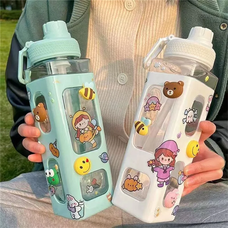 A44F-Kawaii botella de agua con pajita 3D lindo oso pegatina libre plástico cuadrado Sippy taza portátil Drinkware 700Ml