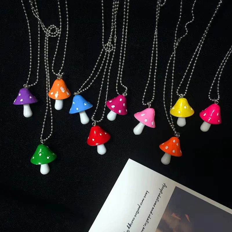 Fashion Simple Vintage Resin Multicolor 25x35mm Mushroom Pendant Necklace For Women