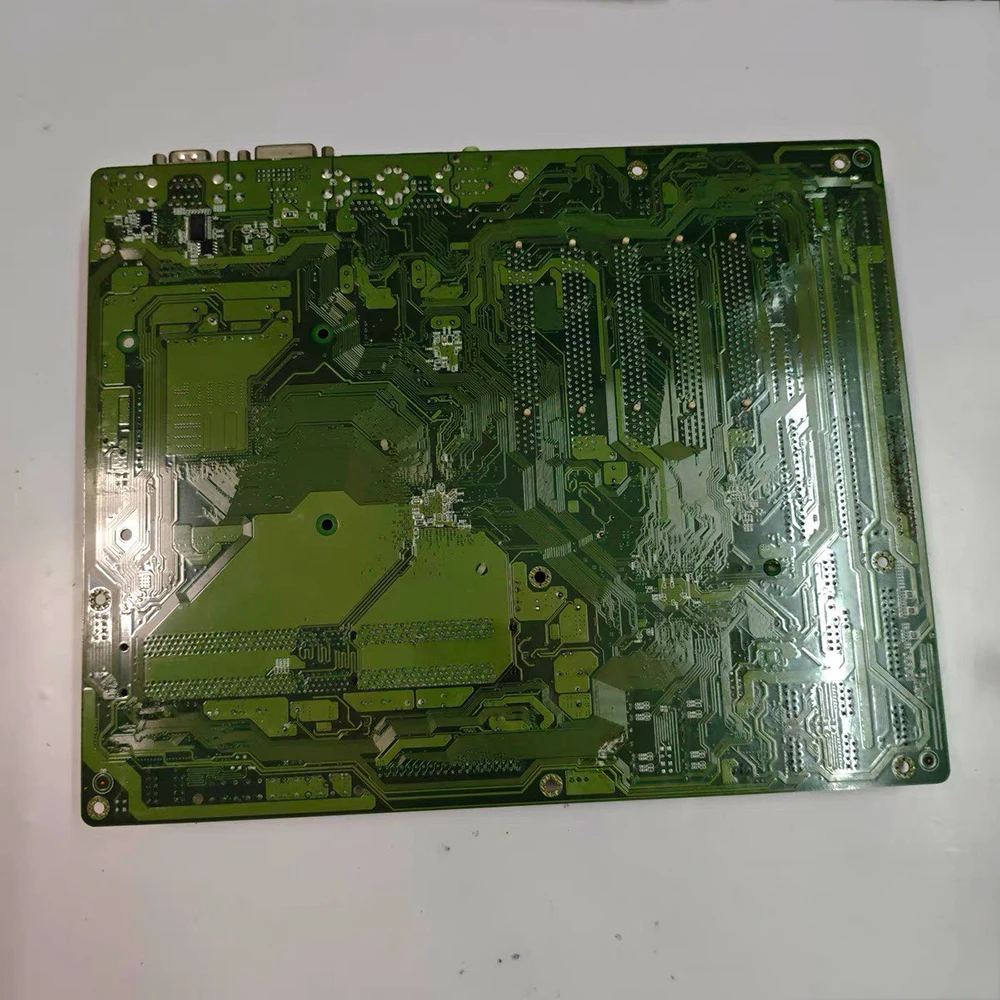 

Промышленная материнская плата EL620-C с 3 ISA-портами EL620