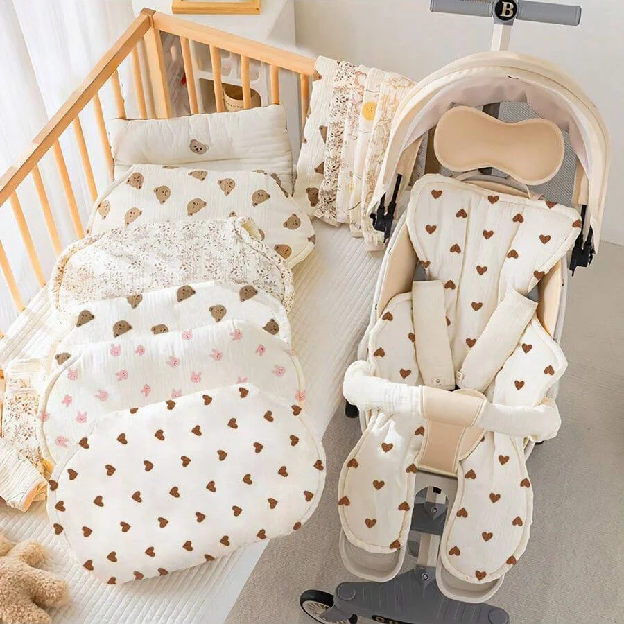 1Pc Baby Stroller Seat Cushion, Double-Sided Use - Backside 3D Bean Velvet Ultra Soft, Thickened for Winter Warmth, Cute and Adorable Print Pattern, Washable and Colorfast, Baby Stroller Recliner Cushion - Perfect Baby Stroller Seat Cushion for Baby Outings, Perfect Baby Shower Gift.