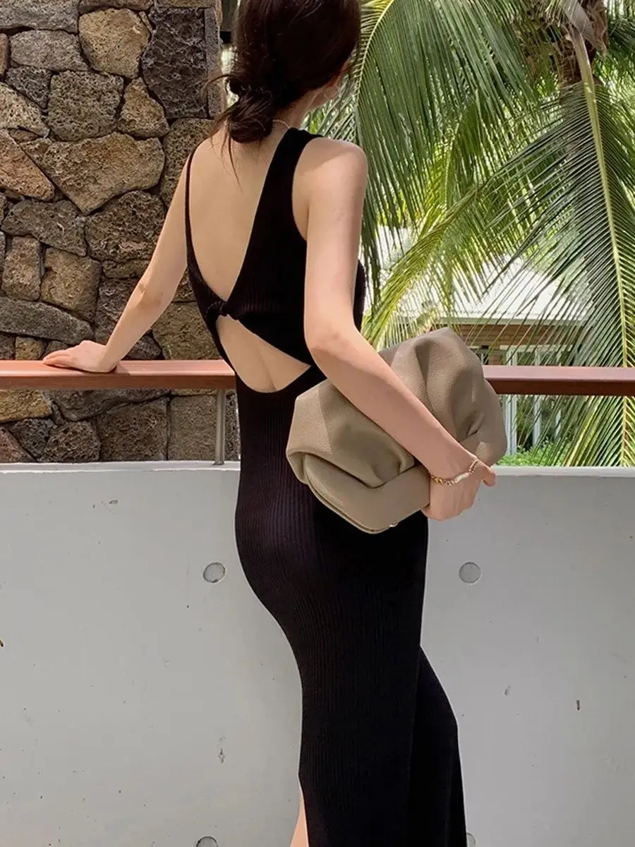 Simples sem costas vestidos de malha feminino 2025 verão design cor sólida magro sem mangas bodycon vestido Плашуе roupas
