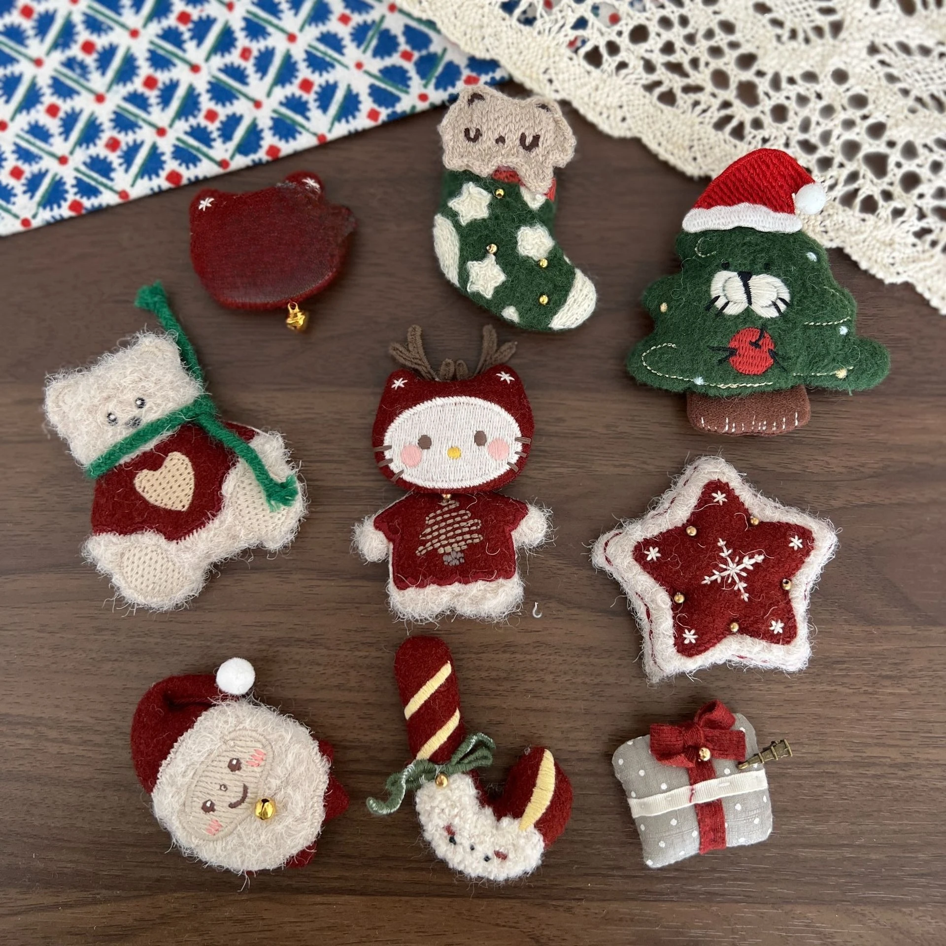 DIY Brooch Pin Christmas Santa Hat Antler Cat Bear Socks Cotton Filled Fabric Multicolor Small Lightweight Hair Accessory