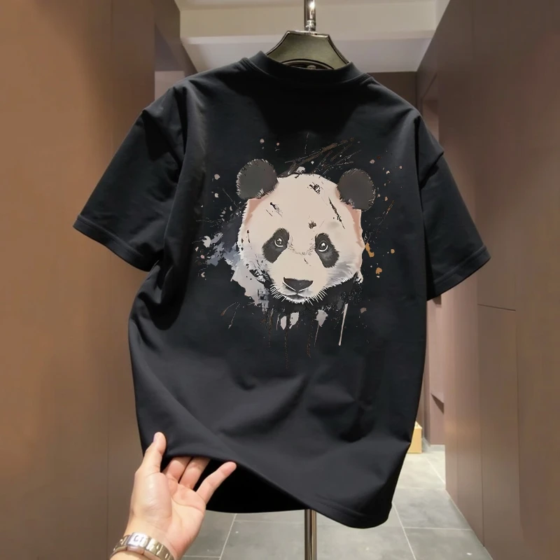 

Новая летняя мужская футболка с короткими рукавами и рисунком панды. Удобная и дышащая свободная версия. Универсальная и дышащая.