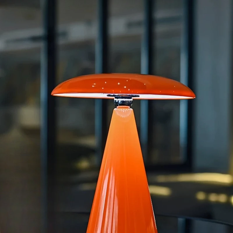 Light luxury high-end living room bedroom atmosphere light charging mushroom bud table lamp bedside night light