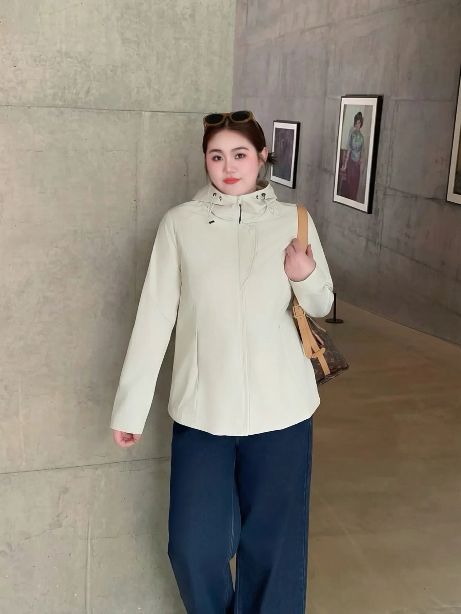 

Spring Fashion Loose Fit Soft Jacket Women's plus Size Casual Straight Cut Nylon Polyester Hooded Coat Elegant Slimming