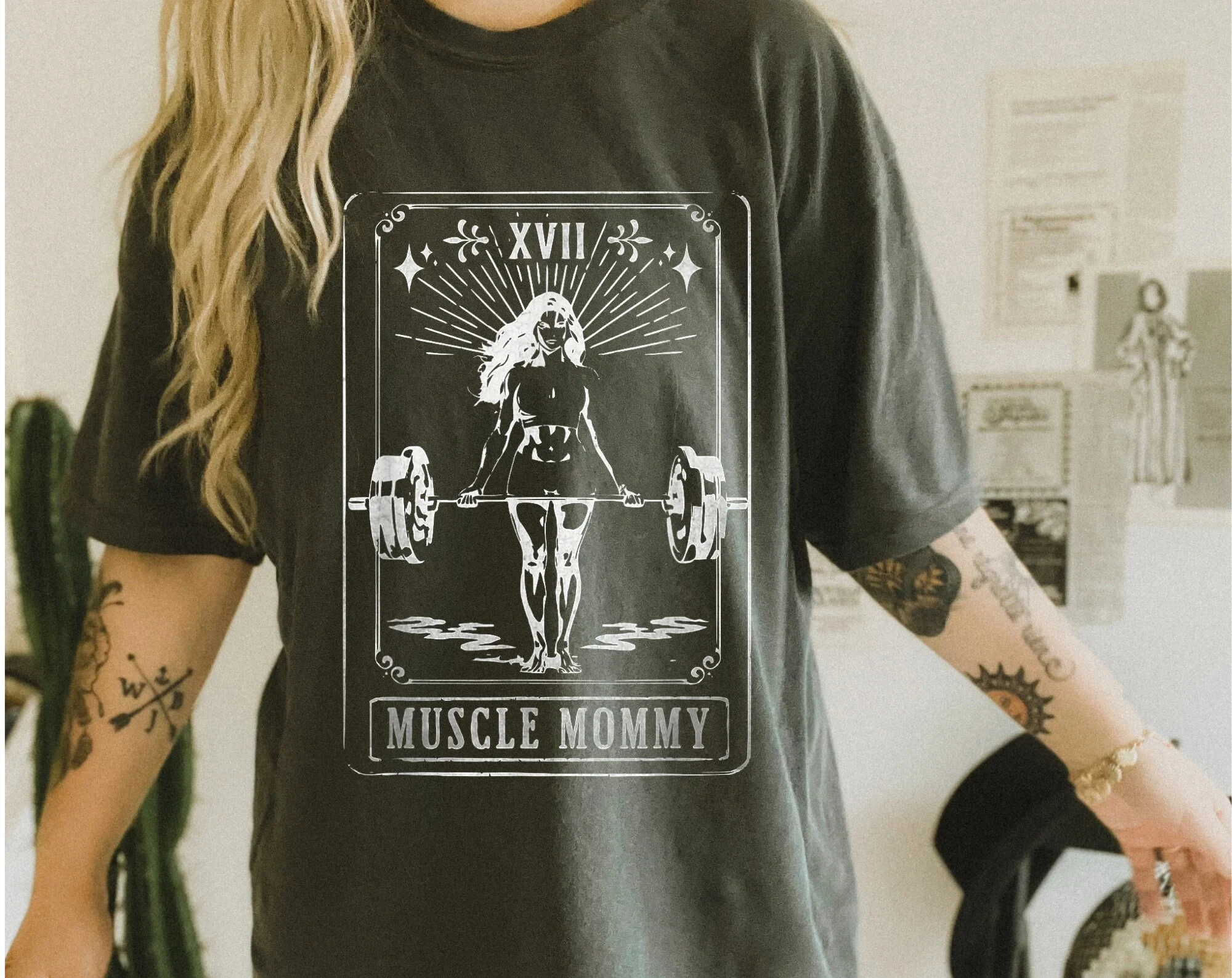 Vintage Muscle Mommy women Streetwear T Shirt Funny Meme Casual Tee Men Cotton Oversized Harajuku Summer Top Loose Short Sleeve