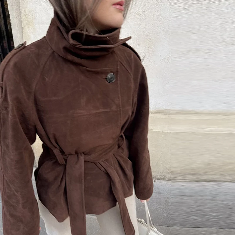 Damen Wildlederjacken mit Rollkragen, seitlicher Knopfleiste, langen Ärmeln und Gürtel – Herbst Streetwear mit Epauletten, einfarbig, locker geschnitten, neu – Detail 2