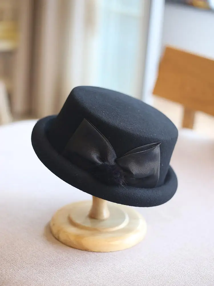

Ele Australian Wool Beret Hat Women's Autumn Winter Fur Ball Knot Cuffed Ball Hat Face Slimming op Street