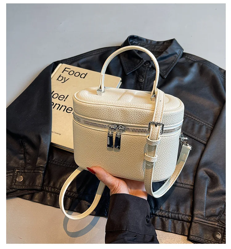 

2025 A/W Vintage Women‘s Crossbody Bag, Genuine Leather Multi-way Shoulder Purse, Large Capacity Tote for Work & Casual Dating