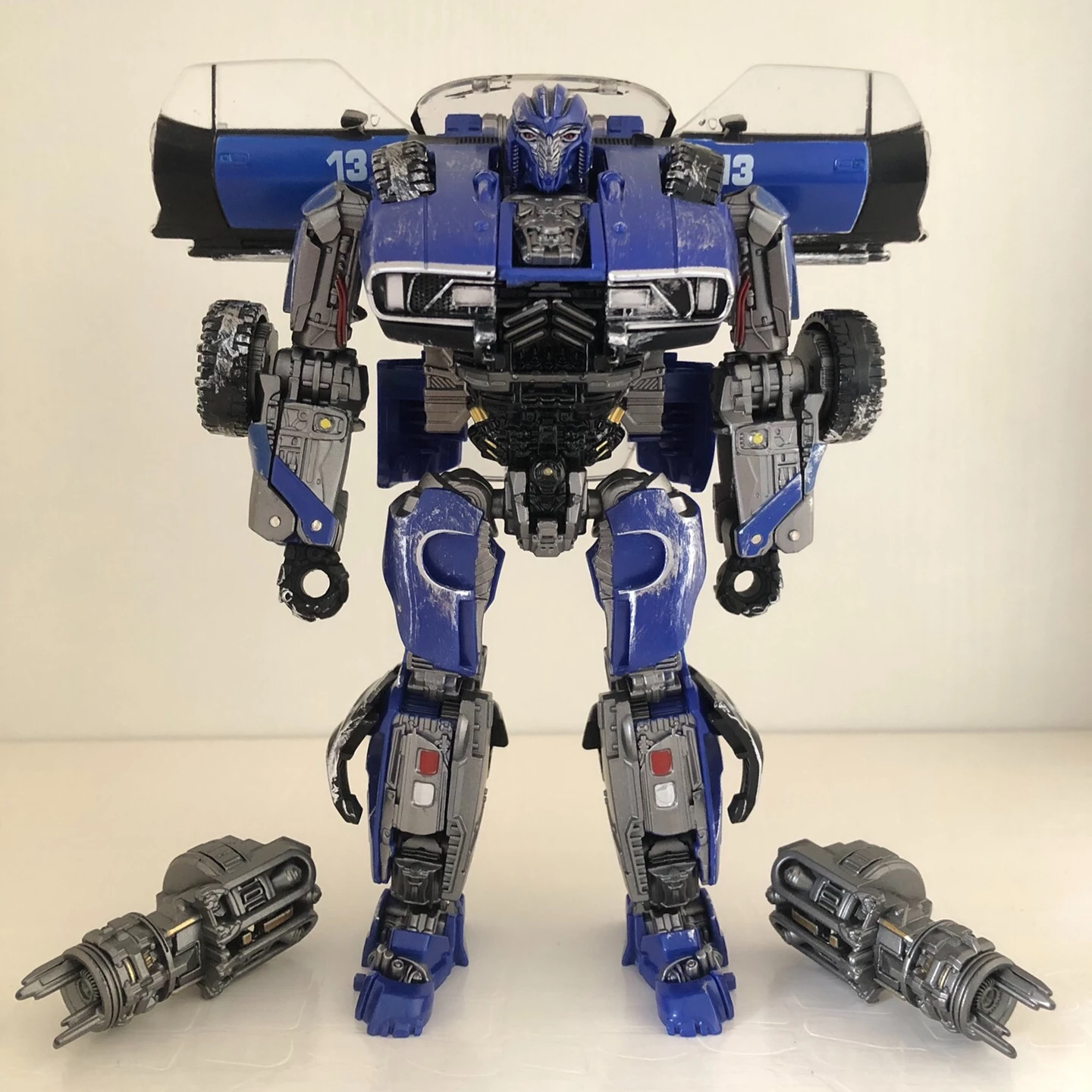 Spot Goods BAIWEI Transformation Toys Genuine TW1033 New Bluestreak Blue Warrior Robot Action Figures Children Gift Collection