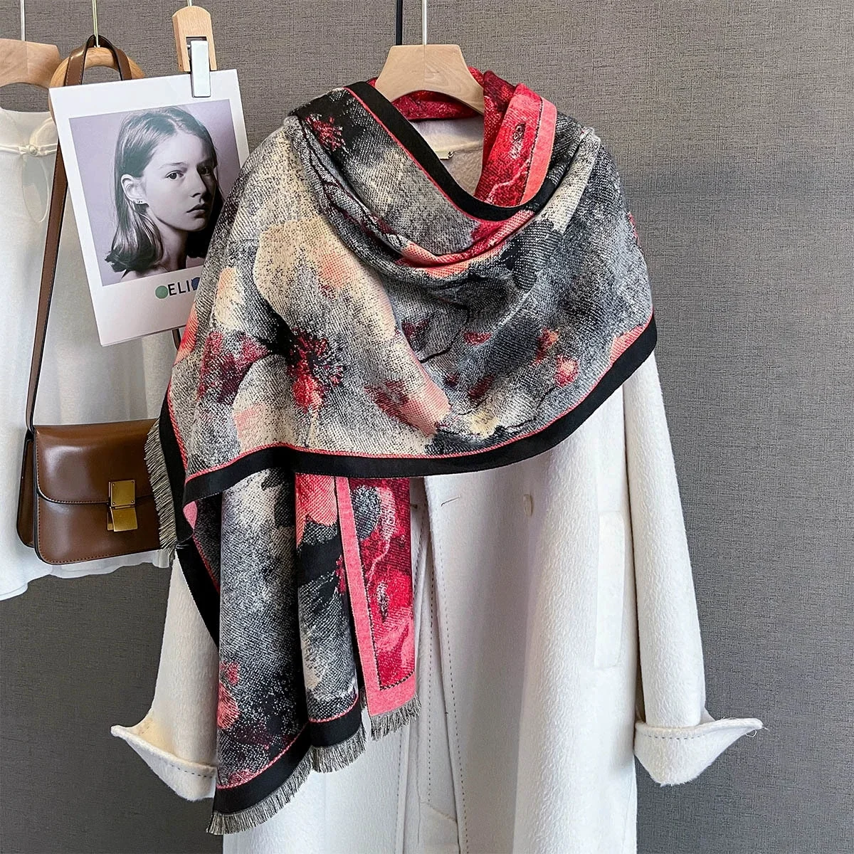 

Осень-зима, новый элегантный шарф с цветочным дизайном, имитация кашемира, мягкая теплая универсальная шаль, холодостойкий ветрозащитный шарф-одеяло