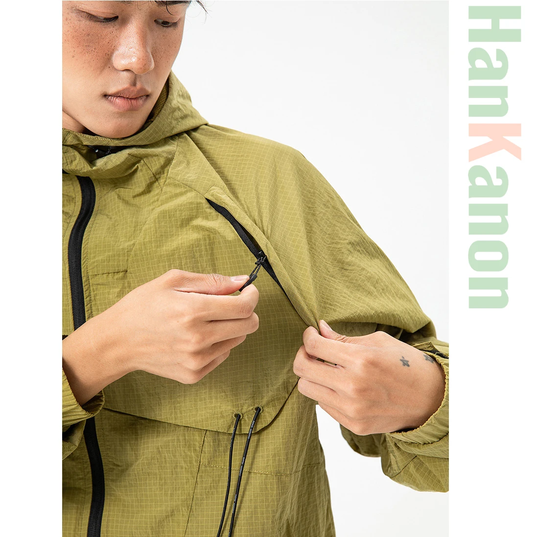 

Легкая уличная куртка: водостойкая, устойчивая к истиранию и приятная для кожи, свободная посадка для пеших прогулок, повседневных приключений, унисекс