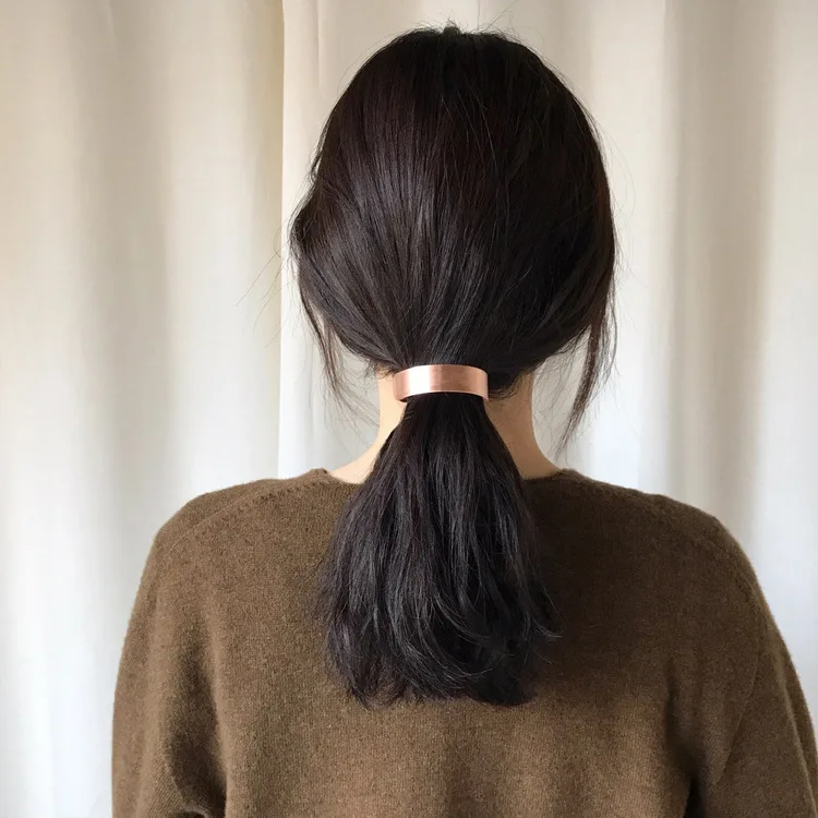 

Vintage Metal Hair Clips Korean Arched Design Wire Drawing Ponytail Holder Secure Hairpins for Women Girls Daily Use