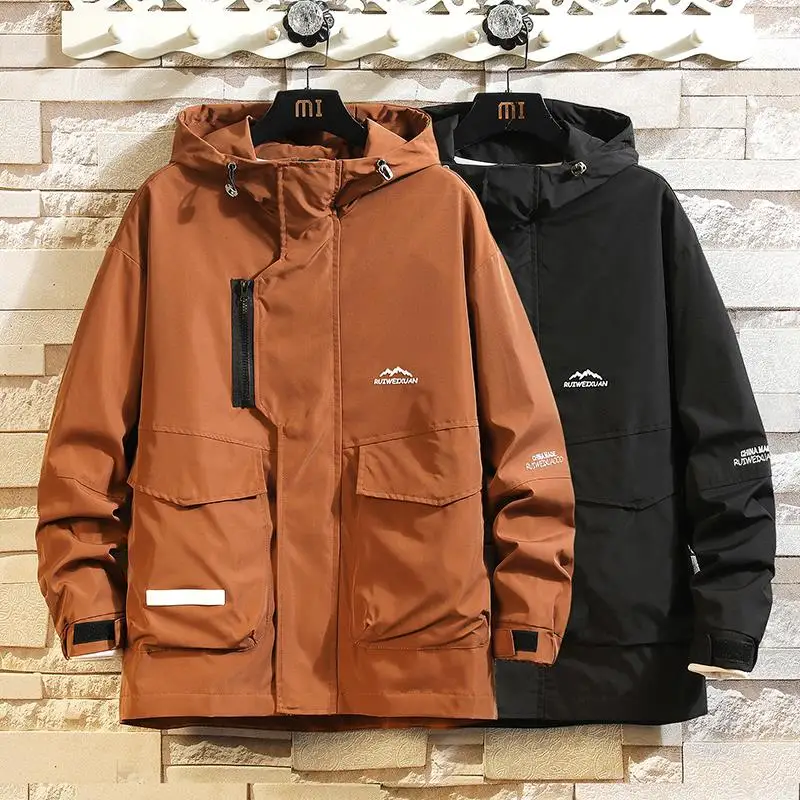 

Мужская осенне-зимняя куртка большого размера с капюшоном, свободного кроя, в стиле рабочей одежды, ветрозащитная, из полиэстера, с длинными рукавами и молнией...