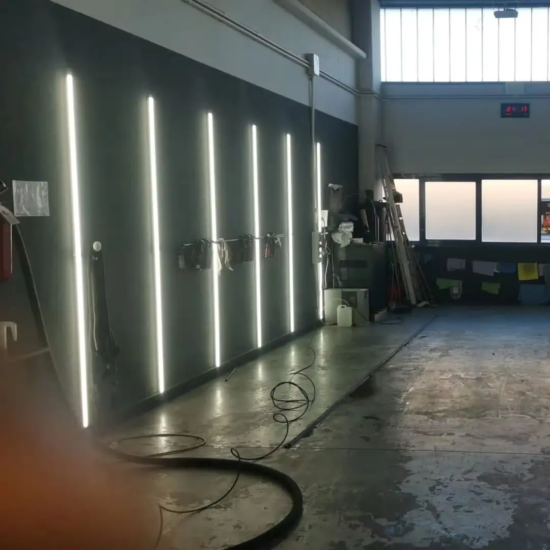 Customized Shape 1175mm LED Car Garage Ceiling Wall Lights Lamp for Barbershop Workshop Commercial Gym Showroom