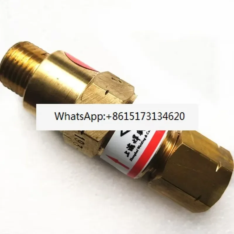 Ensure maximum safety in your welding operations with this high quality gas tempering preventer. Designed for use with