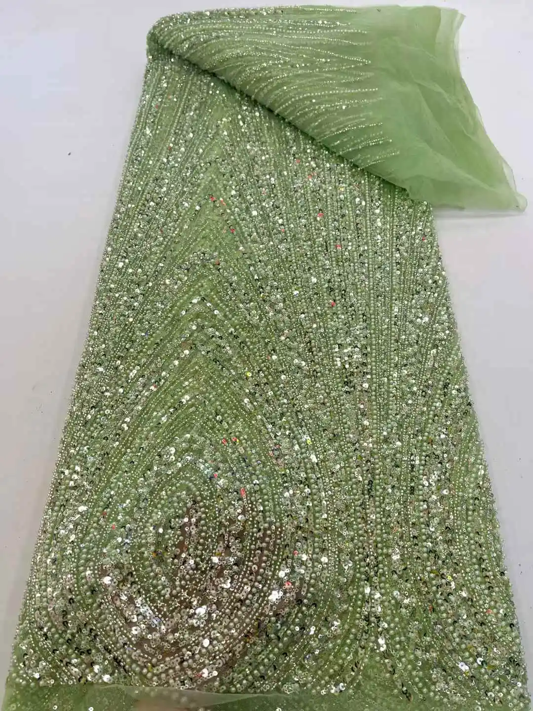 アフリカヘビービーズレース生地 2025 高品質ナイジェリアスパンコールパールレースフレンチチュール生地結婚式のパーティードレス縫製